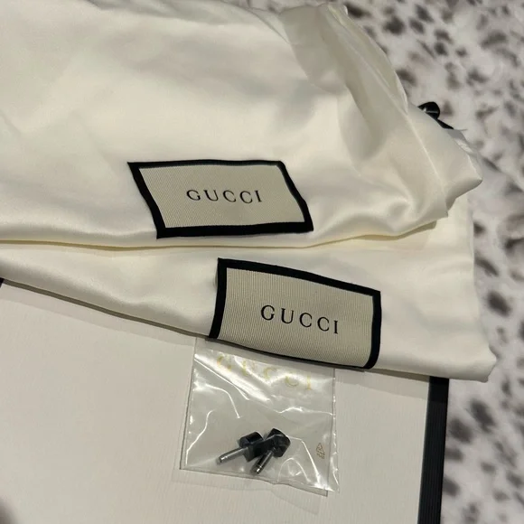 Gucci Glitter Heels - Picture 9 of 9